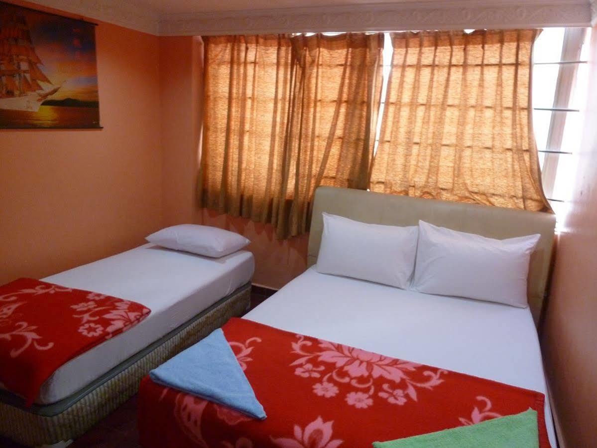New Wave Hotel Sdn Bhd - Medan Batu Caves Bagian luar foto